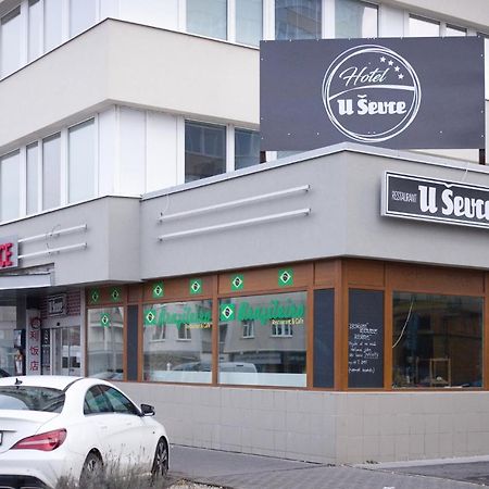 Hotel U Sevce Zlín Buitenkant foto