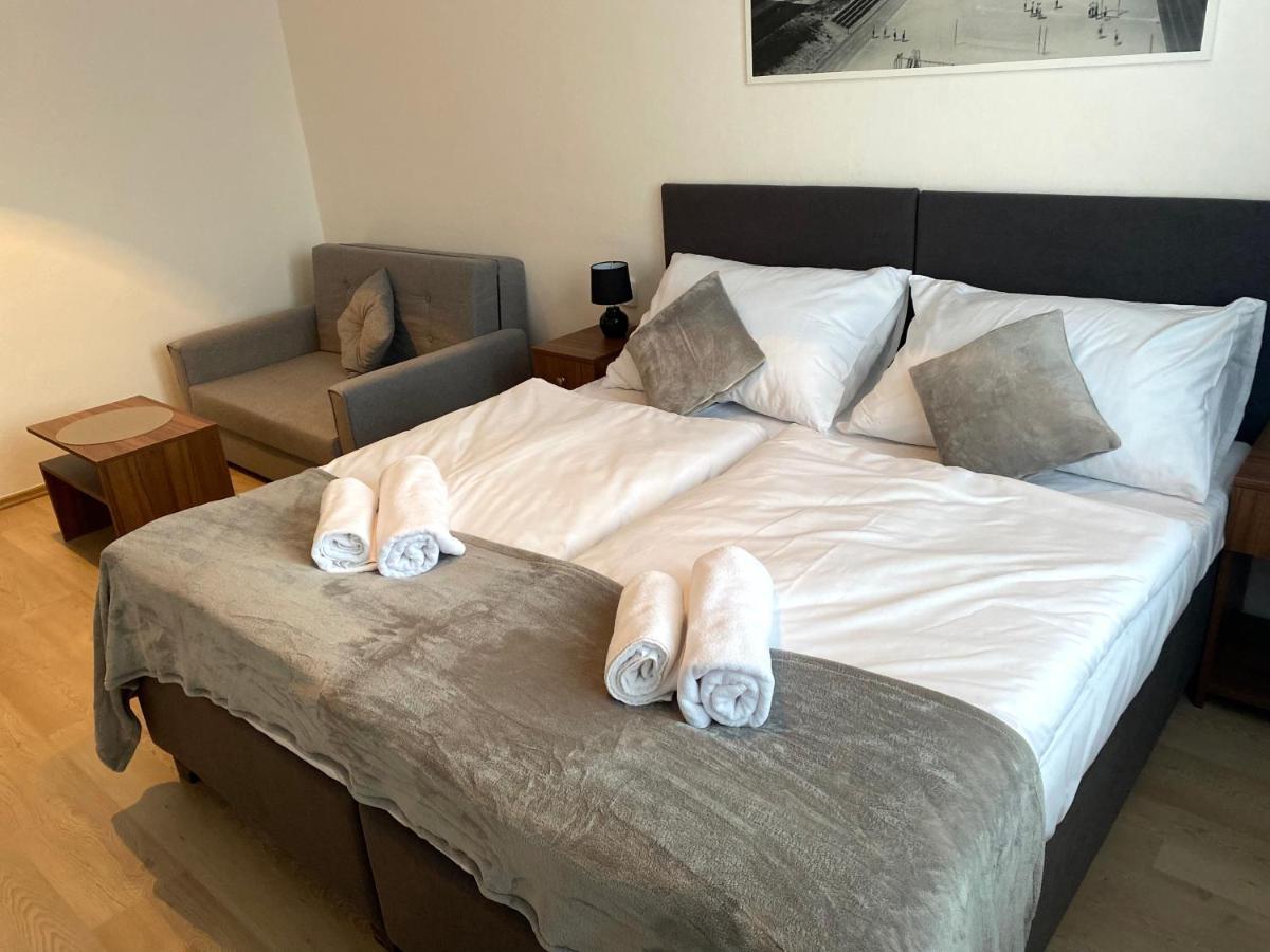 Hotel U Sevce Zlín Buitenkant foto